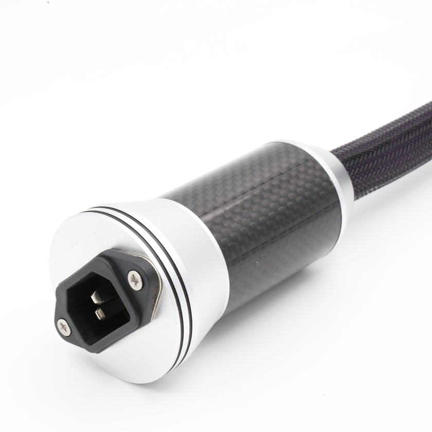 Furukawa Flux-50 ハイエンドカーボンファイバ - Carbon Filter Inline のレビューと価格
